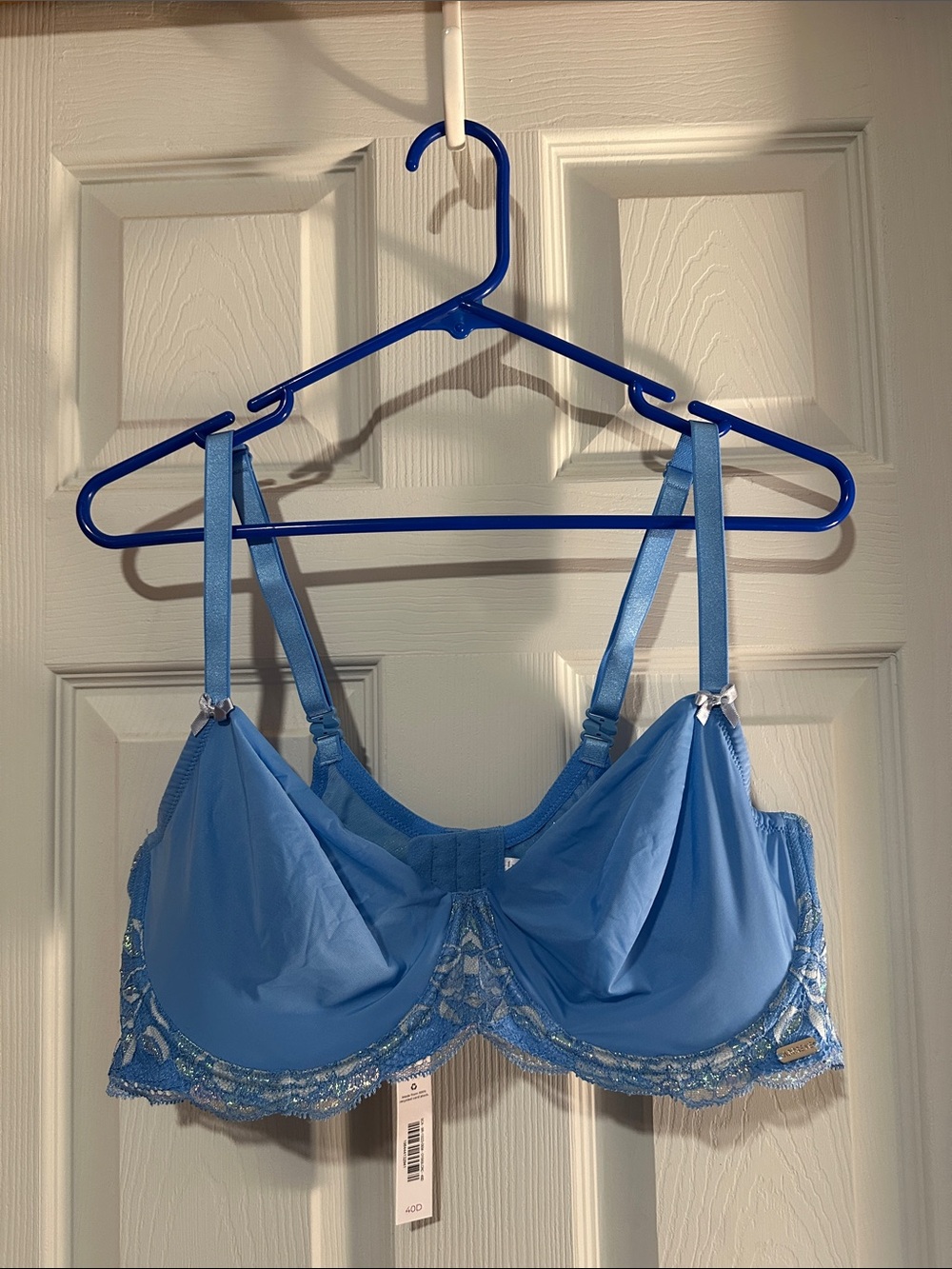 Blue bra with iridescent details